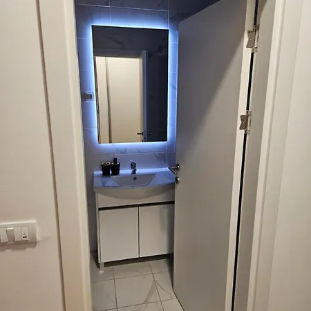 Mis Lux * Mladenovac (Belgrade)